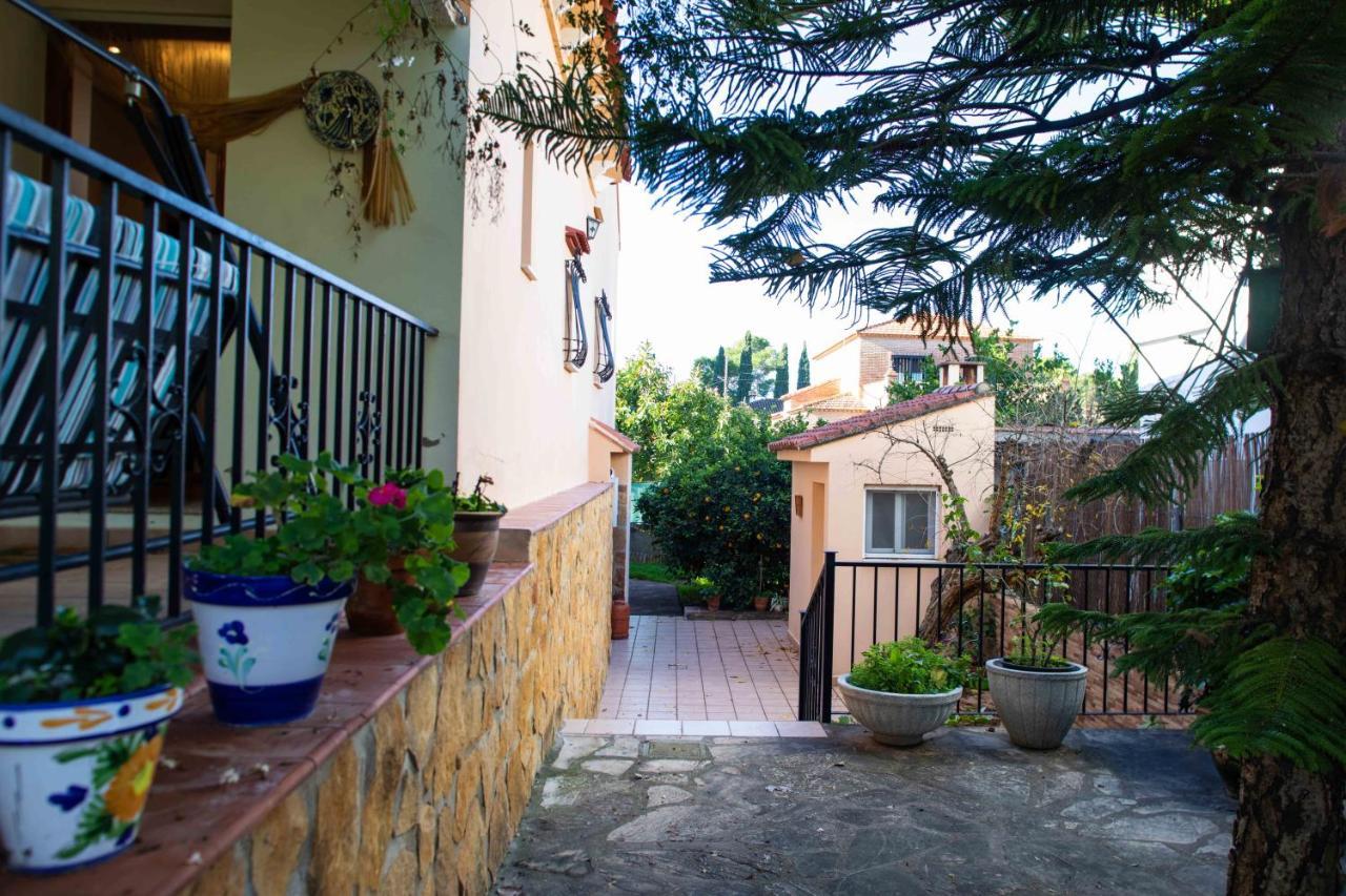 Florit Flats - The Orange Lemon Tree House Vila La Eliana Exterior foto